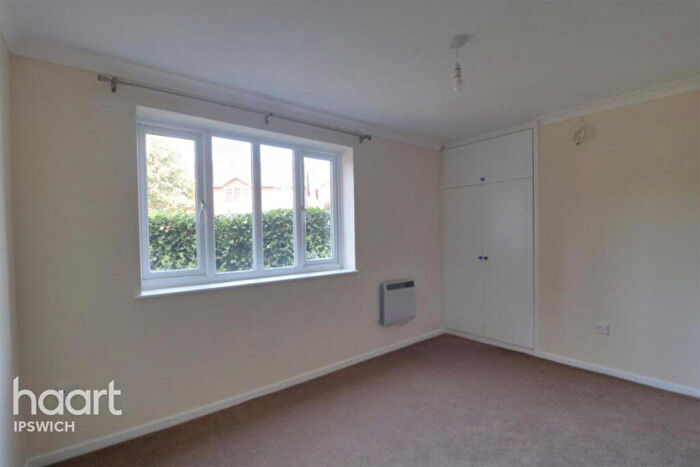 2 Bedroom Apartment To Rent In Mill Road Drive, Ipswich, IP3