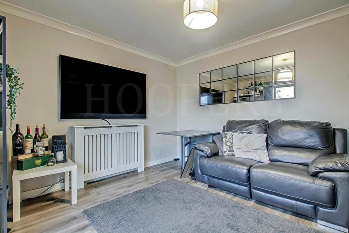 1 Bedroom Flat For Sale In Hillside, London, NW10
