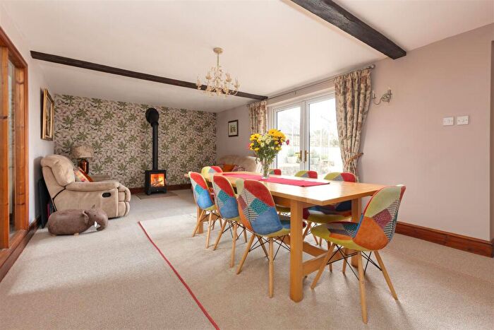 5 Bedroom Detached House For Sale In Folly Lane, Slyne, Lancaster, LA2