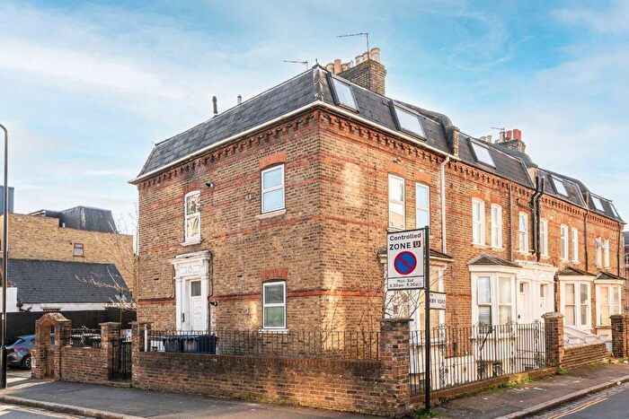 1 Bedroom Flat To Rent In Kirn Road, Ealing, W13