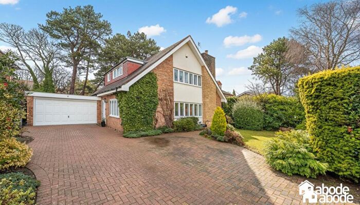 3 Bedroom Detached House For Sale In Firs Close, Formby, Liverpool, L37