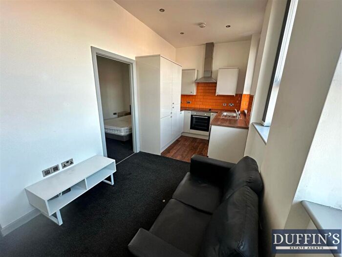 1 Bedroom House To Rent In High Street, Blackburn, BB1