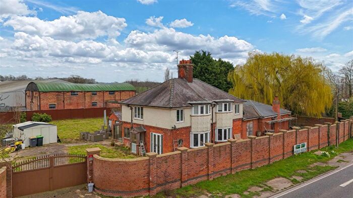 4 Bedroom Detached House For Sale In Rushden Road, Sharnbrook, Bedford, MK44