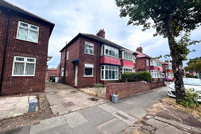 3 Bedroom Semi Detached House For Sale In Ings Road, Redcar, TS10