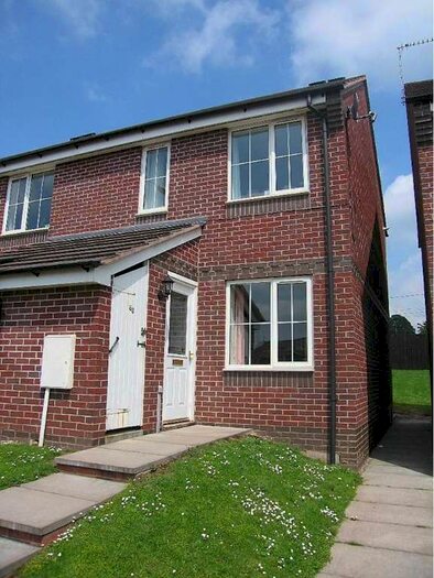 2 Bedroom Property To Rent In Navigation Loop Stone, ST15