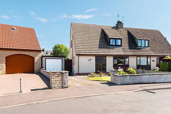 2 Bedroom Semi-Detached House For Sale In Queen Elizabeth Road, Pittenweem, KY10
