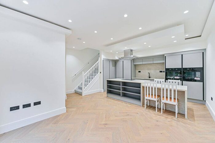 3 Bedroom Flat For Sale In Teal Street, Greenwich Millennium Village, London, SE10