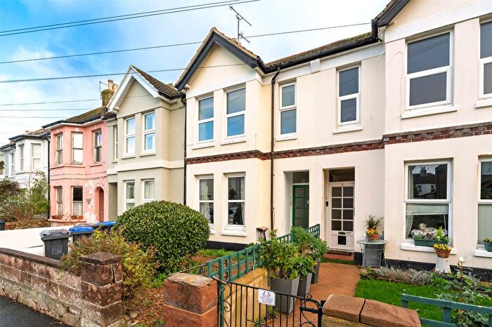 1 Bedroom Flat For Sale In Sugden Road, Worthing, West Sussex, BN11