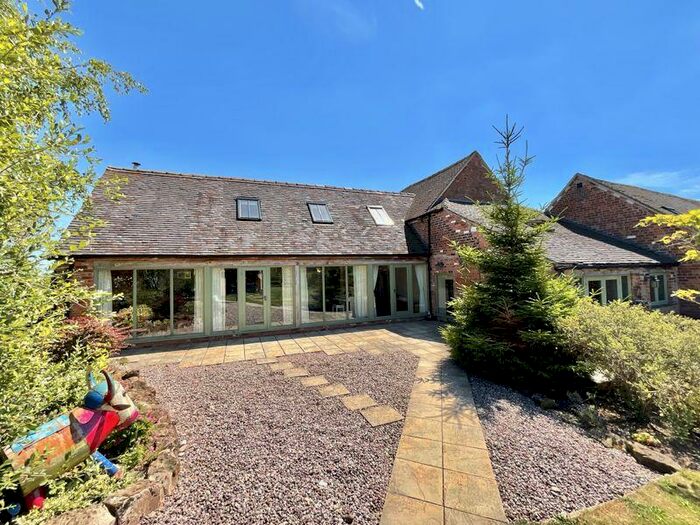 5 Bedroom Barn Conversion For Sale In Clayalders Bank, Eccleshall, ST21