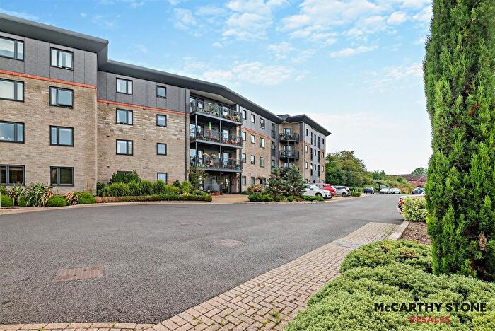 1 Bedroom Flat For Sale In Magpie Court, High Street, Hanham, Bristol, BS15