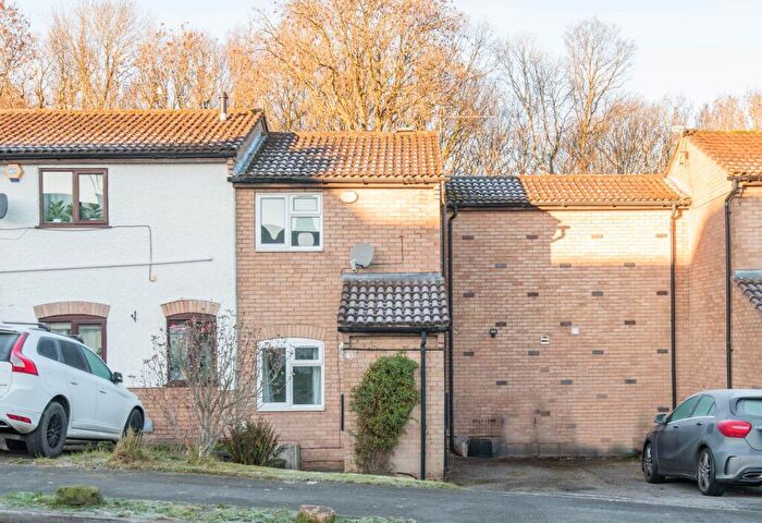 2 Bedroom Semi-Detached House To Rent In Somersby Avenue, Walton, S42