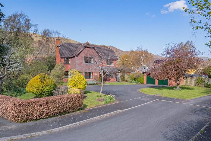 4 Bedroom Detached House For Sale In Respryn, St. Wulstans Drive, Upper Welland, Malvern, Worcestershire, WR14