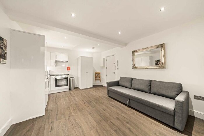 1 Bedroom Flat To Rent In Bowmans Mews, London, N7