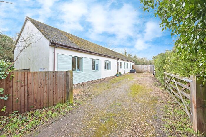 5 Bedroom Bungalow For Sale In Cutting Road, Abington, Cambridge, Cambridgeshire, CB21