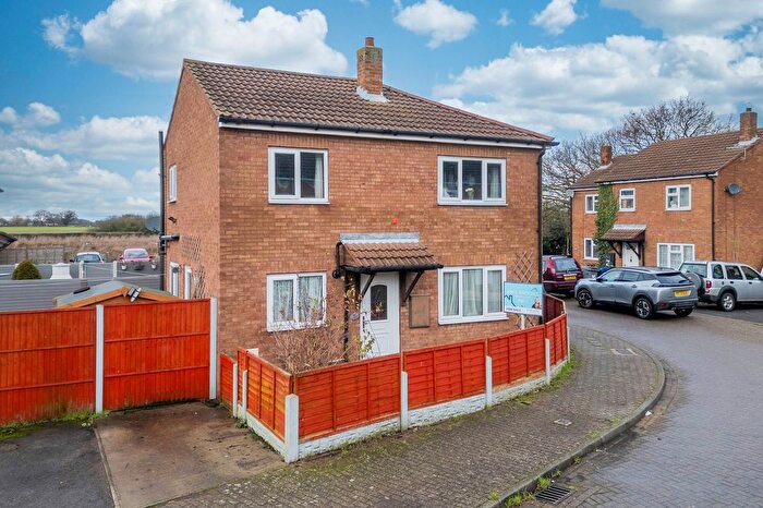 3 Bedroom Semi Detached House For Sale In Primrose Grove, Selby, YO8