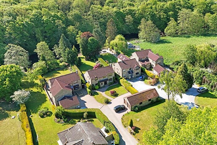 4 Bedroom Detached House For Sale In Abbey Court, Abbey Road, Knaresborough, HG5