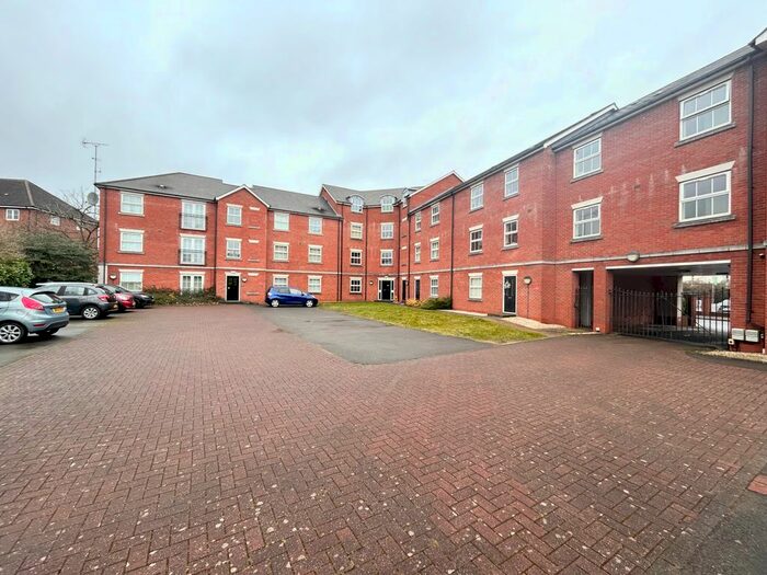 2 Bedroom Flat To Rent In The Crossing, Oldbury, B69