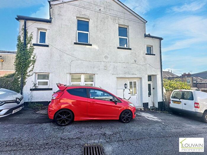 2 Bedroom Flat For Sale In High Street, Blaenavon, Pontypool, NP4