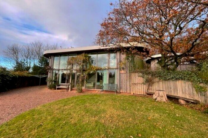 3 Bedroom Property To Rent In Exmouth Road, Exeter, EX5