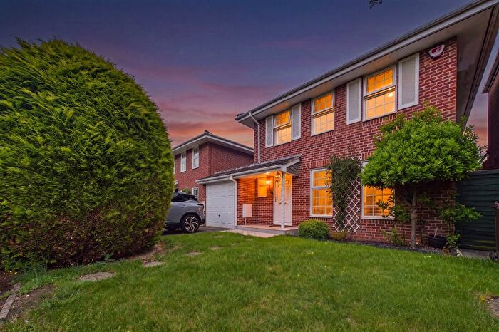 4 Bedroom Detached House For Sale In Clarendon Close, Winnersh, Wokingham, Berkshire, RG41