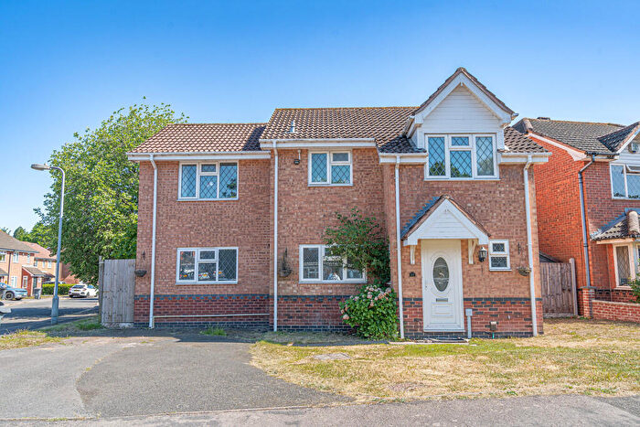 4 Bedroom Detached House For Sale In Bramley Drive, Handsworth Wood, Birmingham, B20