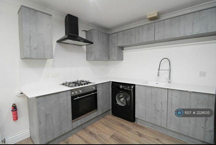 2 Bedroom Flat To Rent In Old Edinburgh Road, Uddingston, Glasgow, G71