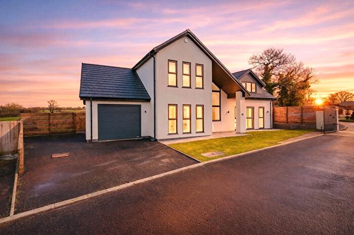 4 Bedroom Detached House For Sale In The Stables, Whittingham, PR3