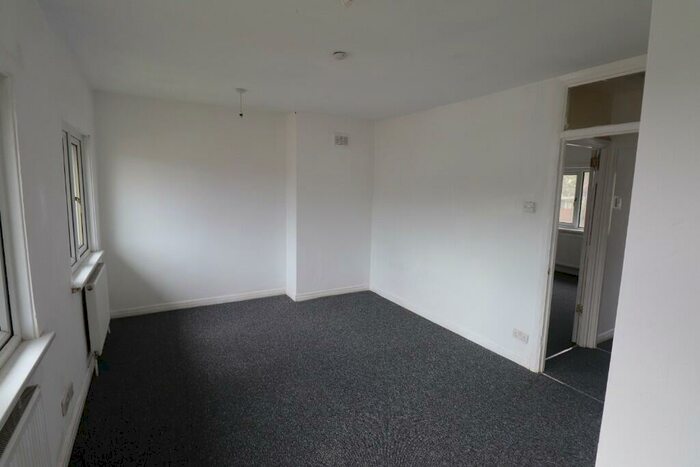 3 Bedroom Terraced House To Rent In Gregory Avenue, Birmingham, B29