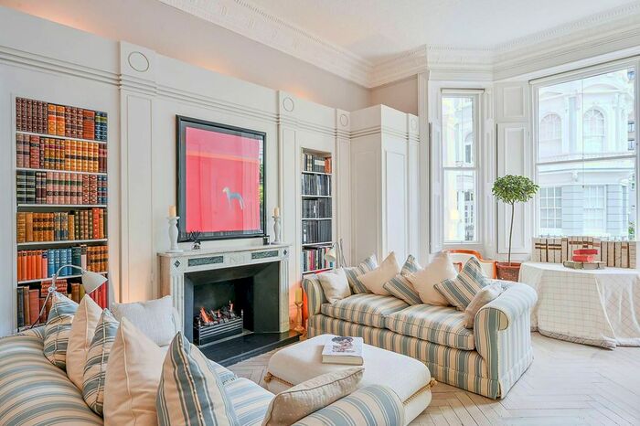 2 Bedroom Flat To Rent In Cornwall Gardens, South Kensington, London, SW7