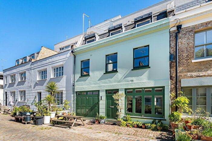 4 Bedroom Detached House For Sale In Radnor Mews, London, W2