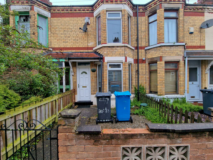 2 Bedroom Terraced House To Rent In Shirley Avenue, Perth Street West, HU5