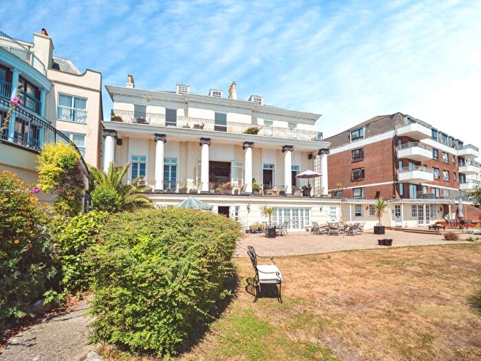 2 Bedroom Flat For Sale In Greenhill, Weymouth, Dorset, DT4