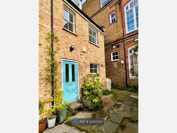 3 Bedroom End Of Terrace House To Rent In Abney Gardens, London, N16