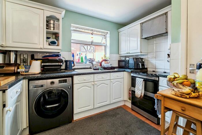 2 Bedroom Flat For Sale In Durham Court, Durham Street, Hull, HU8