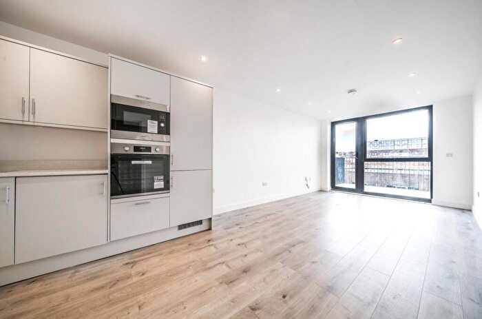 2 Bedroom Apartment To Rent In Obelisk Way, Camberley, Surrey, GU15