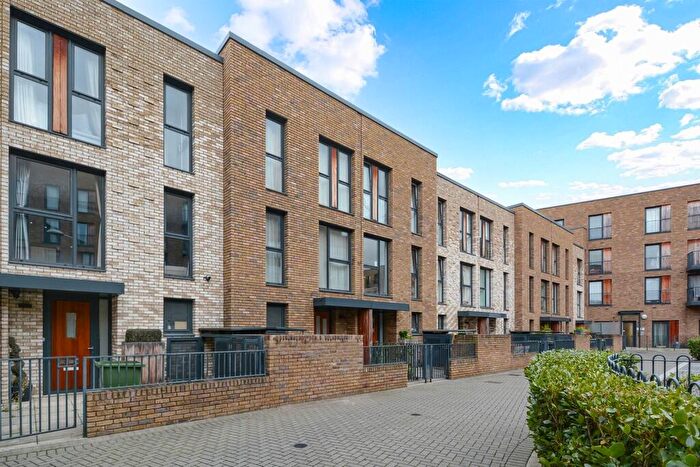 4 Bedroom Town House For Sale In Mary Rose Square, Plough Way, SE16