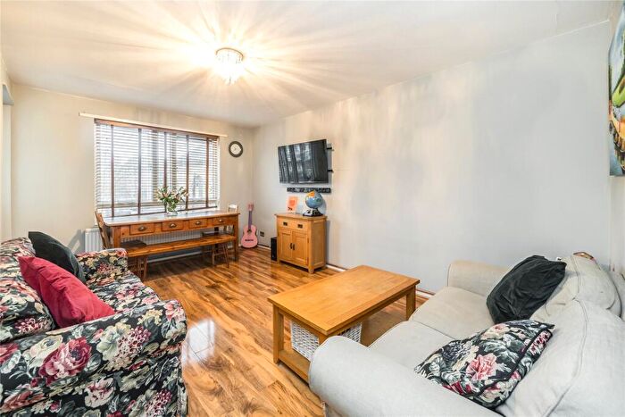 2 Bedroom Flat For Sale In Devons Road, Bow, London, E3