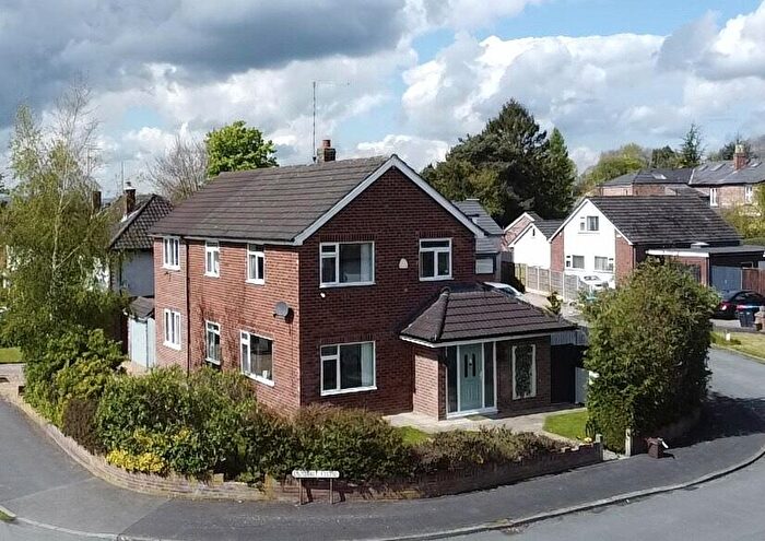 4 Bedroom Detached House To Rent In Denhall Close, Chester, Cheshire, CH2