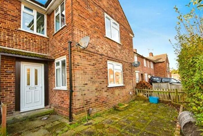 2 Bedroom Maisonette To Rent In Rolvenden Avenue, Gillingham, ME8