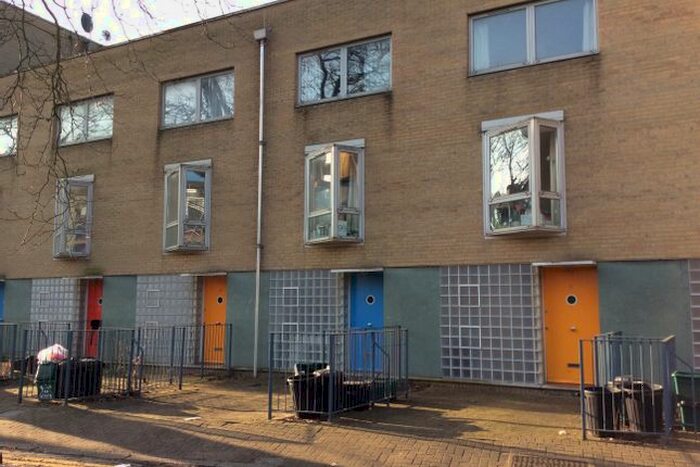 5 Bedroom Semi-Detached House To Rent In Lowther Road, Holloway, North London, Islington, N7