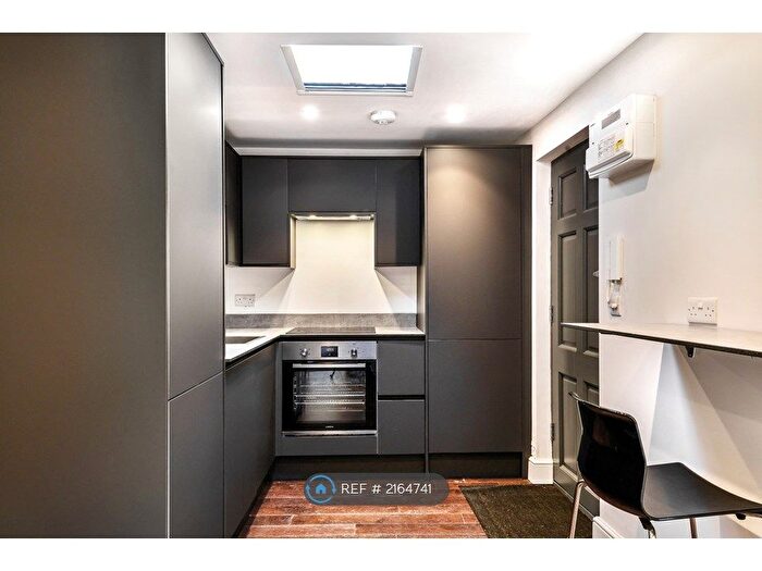 Studio To Rent In Clarence Road, London, N22