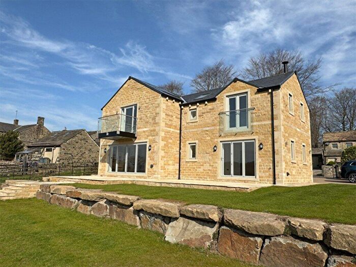 4 Bedroom Detached House For Sale In Shires Lane, Embsay, North Yorkshire, BD23