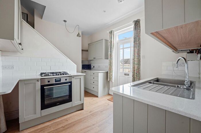 2 Bedroom Flat To Rent In Dorchester, DT1