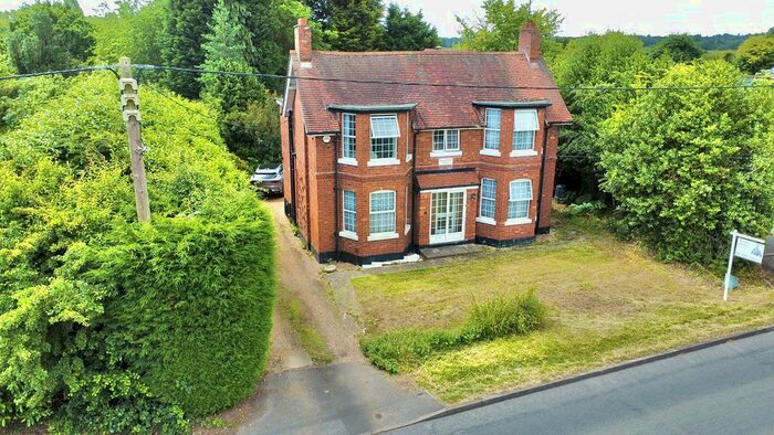 5 Bedroom Detached House For Sale In Westwood Heath Road, Coventry, CV4