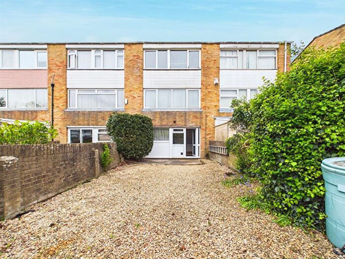 4 Bedroom Terraced House For Sale In Trendlewood Park, Bristol, BS16