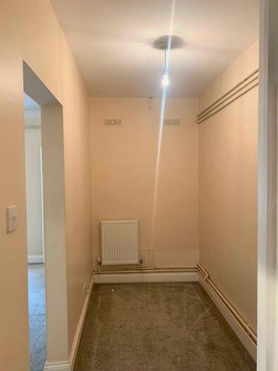 Flat To Rent In Tisbury Road, Hove, BN3