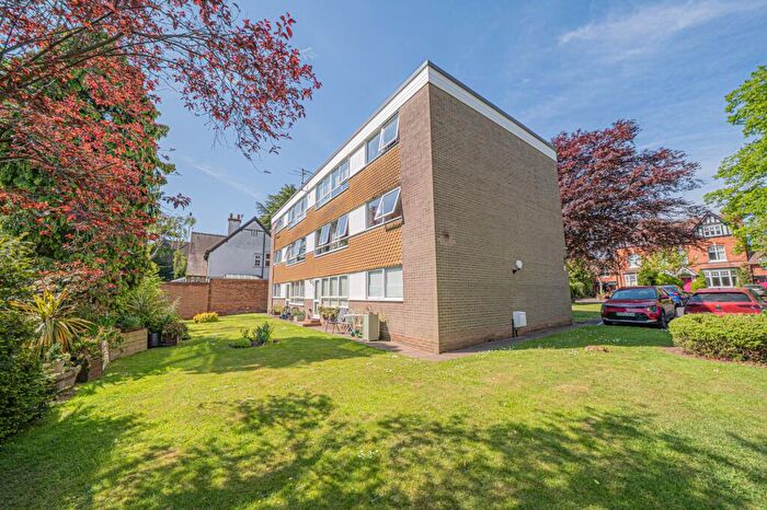 2 Bedroom Apartment For Sale In St. Bernards Road, Solihull, B92
