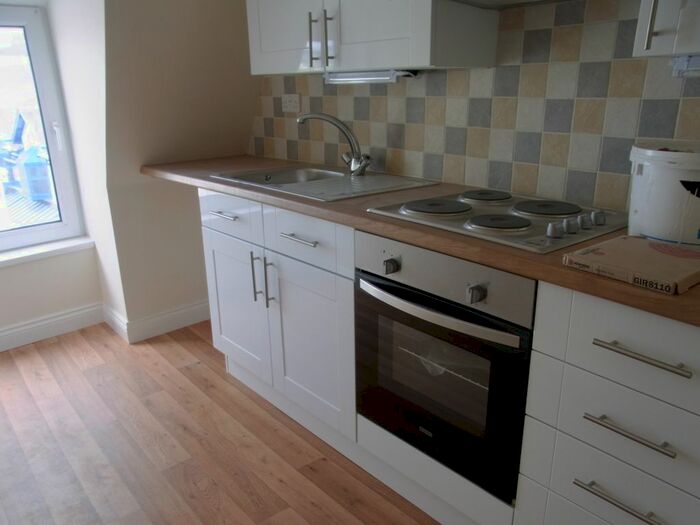 1 Bedroom Flat To Rent In Torbay Road, Paignton, TQ4