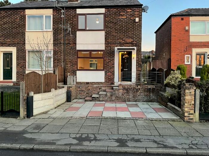 2 Bedroom Semi-Detached House To Rent In Whitehead Road, Clifton, Swinton, Manchester M27