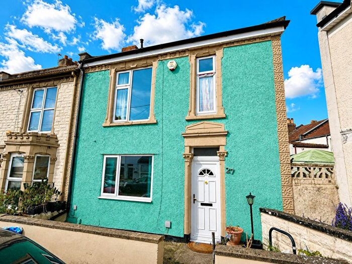 3 Bedroom End Terrace House For Sale In Woodbine Road, Bristol, BS5
